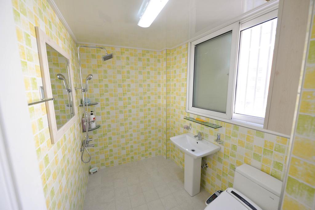 Linker Partyhouse Hotel Andong Eksteriør billede